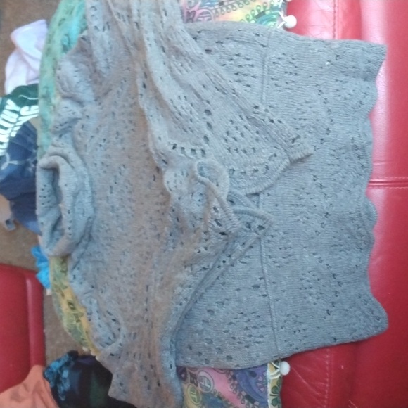 Turtle neck sweater - Picture 3 of 3